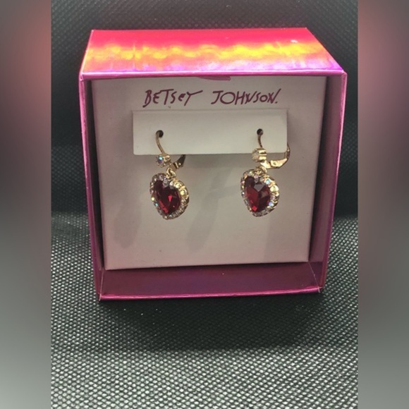 Betsey Johnson heart shaped rhinestones & ruby gemstone‎ dangling earrings new - Picture 12 of 13
